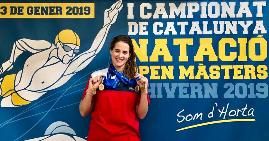 Cap de setmana d’OR: Arlet Oliveras es proclama campiona de Catalunya Màster de natació en 4 proves i bat un nou rècord del campionat