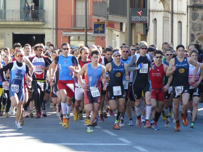 L’equip de triatló realitza una fantàstica actuació en el Campionat Nacional Absolut de Catalunya, a una prova de pujar a 1a Divisió Catalana