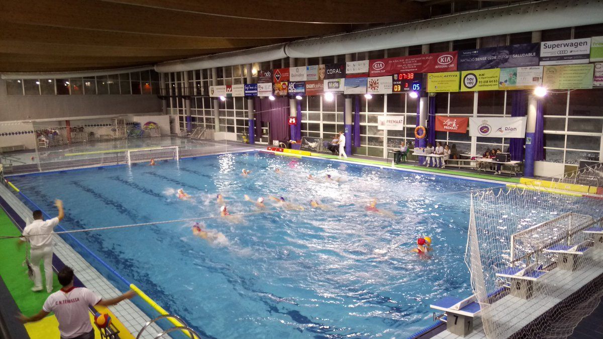Dotzè triomf de la temporada per un Absolut Masculí de waterpolo tercer a 1a Divisió Nacional