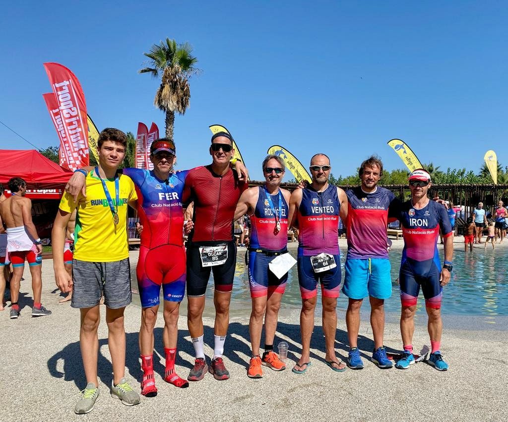 El VI Aquatló de Sitges i el Half Ballena Costa Brava, cites de l’equip de triatló del passat cap de setmana