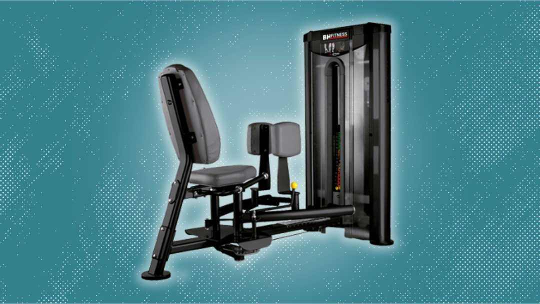 Nova màquina multifuncional per treballar els abductors i adductors a la Sala de Fitness i Musculació