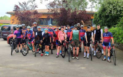 Banyoles acull la tradicional estada de l’equip de triatló per preparar la temporada de triatlons